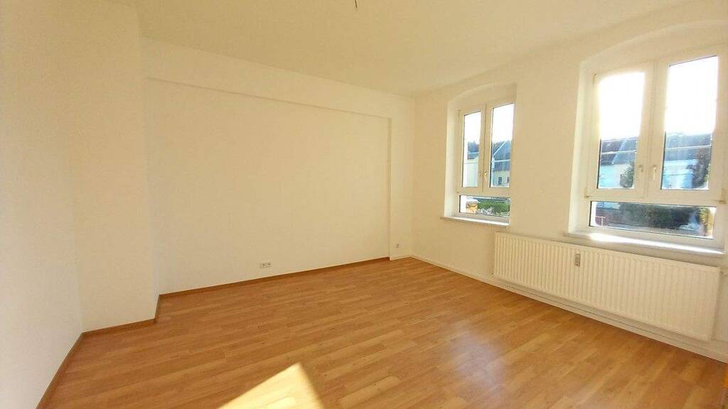 Wohnung zur Miete 480 € 4 Zimmer 87 m² 1. Geschoss frei ab 01.09.2026 Glauchau 08371
