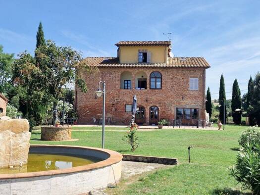 Haus zum Kauf 1.600.000 € 650 m² Cortona 52044