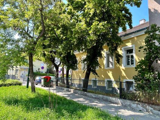 Sonstiges zum Kauf als Kapitalanlage geeignet 698.000 € 899,6 m² 839 m² Grundstück Mödling 2340