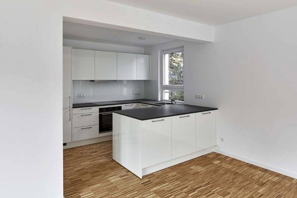 Wohnung zur Miete 700 € 2 Zimmer 87,6 m²<br/>Wohnfläche ab sofort<br/>Verfügbarkeit Schillerstr. Barsinghausen - Süd Barsinghausen 30890