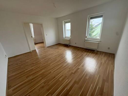 Wohnung zur Miete 360 € 3 Zimmer 62,1 m² frei ab sofort Irchwitz Greiz 07973