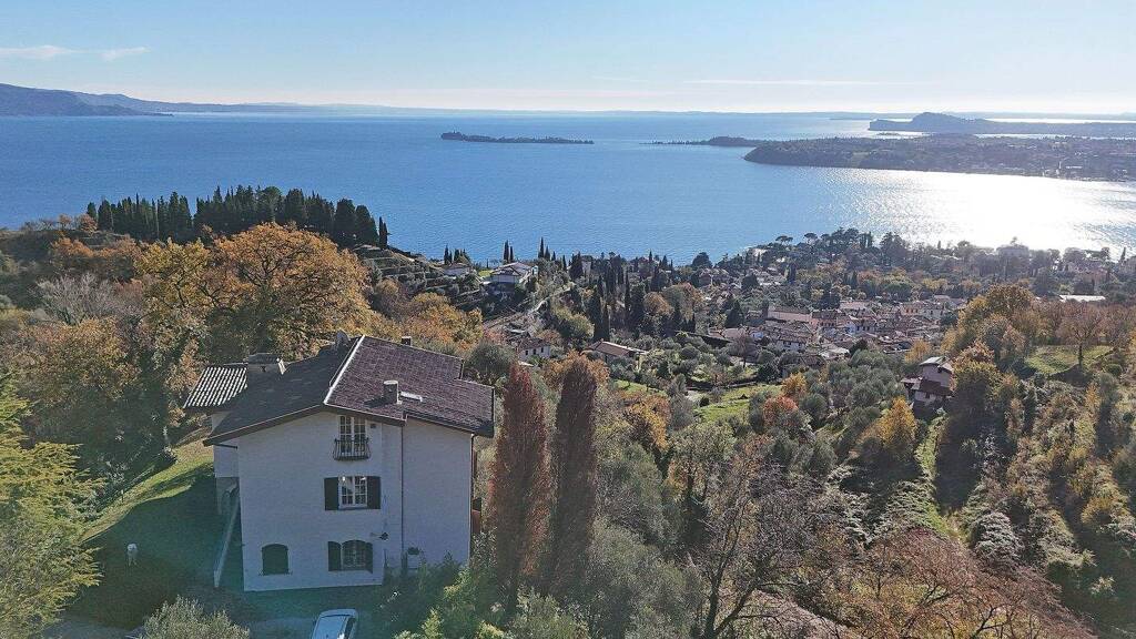 Haus zum Kauf 2.280.000 € 12 Zimmer 400 m² 3.500 m² Grundstück frei ab sofort Via Filippini, 28 Gardone Riviera