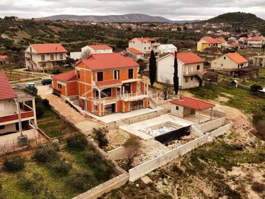 Einfamilienhaus zum Kauf 975.000 € 4 Zimmer 430 m² Vrpolje, Šibenik - Okolica Šibenik 22000