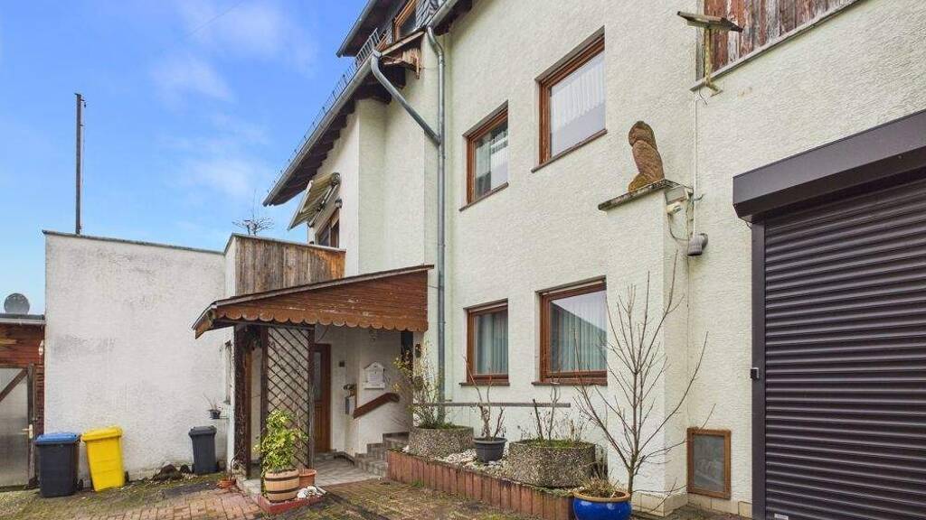Einfamilienhaus zum Kauf 198.000 € 6 Zimmer 196 m² 274 m² Grundstück Bornich 56348