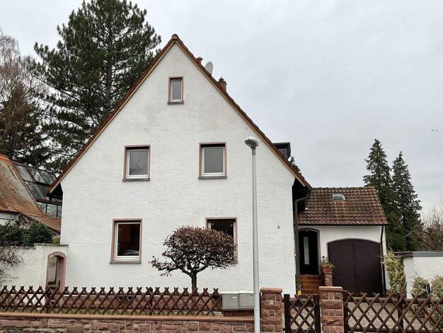 Einfamilienhaus zum Kauf provisionsfrei 595.000 € 10 Zimmer 195 m² 604 m² Grundstück Dammstr. 4 Hanau 63450