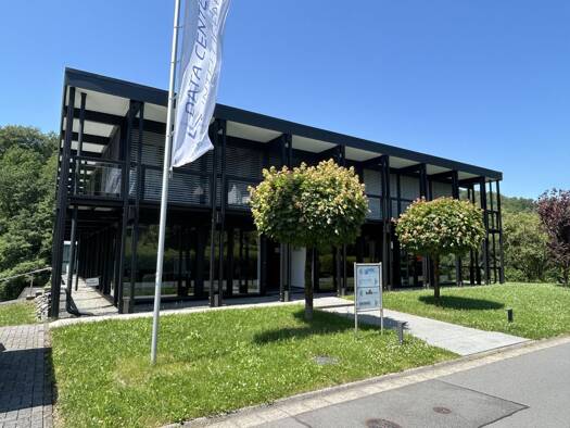 Bürofläche zur Miete 850 € 5 Zimmer 112 m² Bürofläche Elben 57580