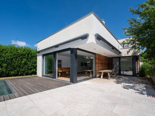 Villa zum Kauf 2.500.000 € 5 Zimmer 390 m² 2.572 m² Grundstück Sooß 2504