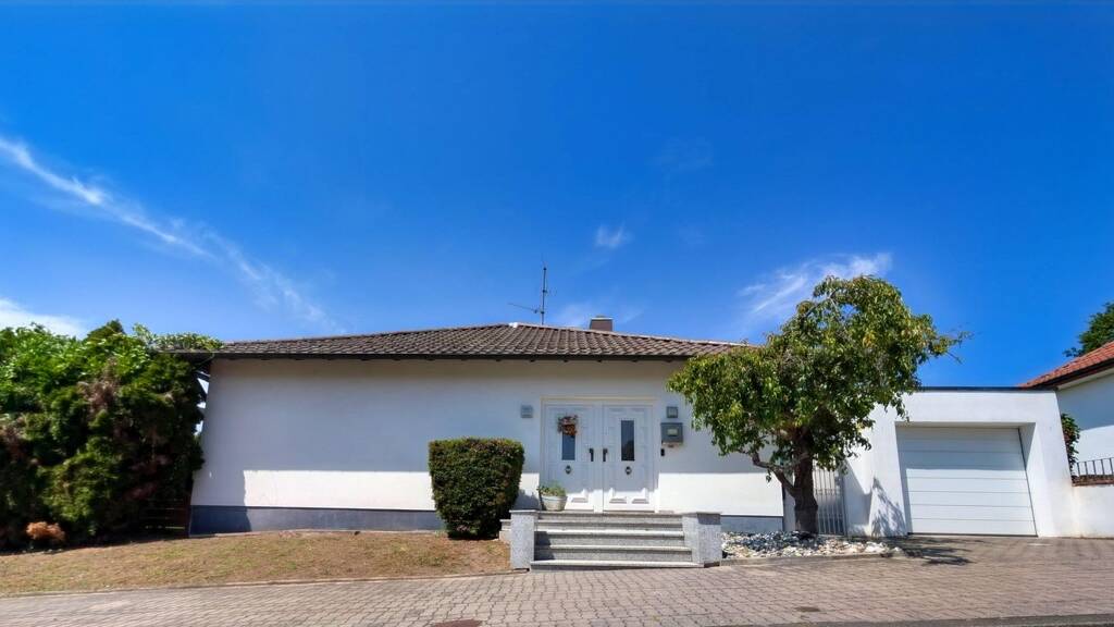 Einfamilienhaus zum Kauf 649.000 € 5 Zimmer 159 m² 981 m² Grundstück Innenstadt Kaiserslautern 67655