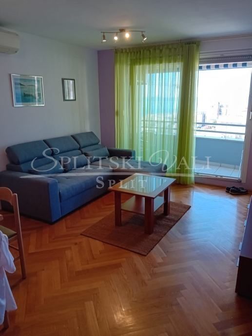 Wohnung zur Miete 900 € 2 Zimmer 60 m²<br/>Wohnfläche 5.<br/>Geschoss znjan