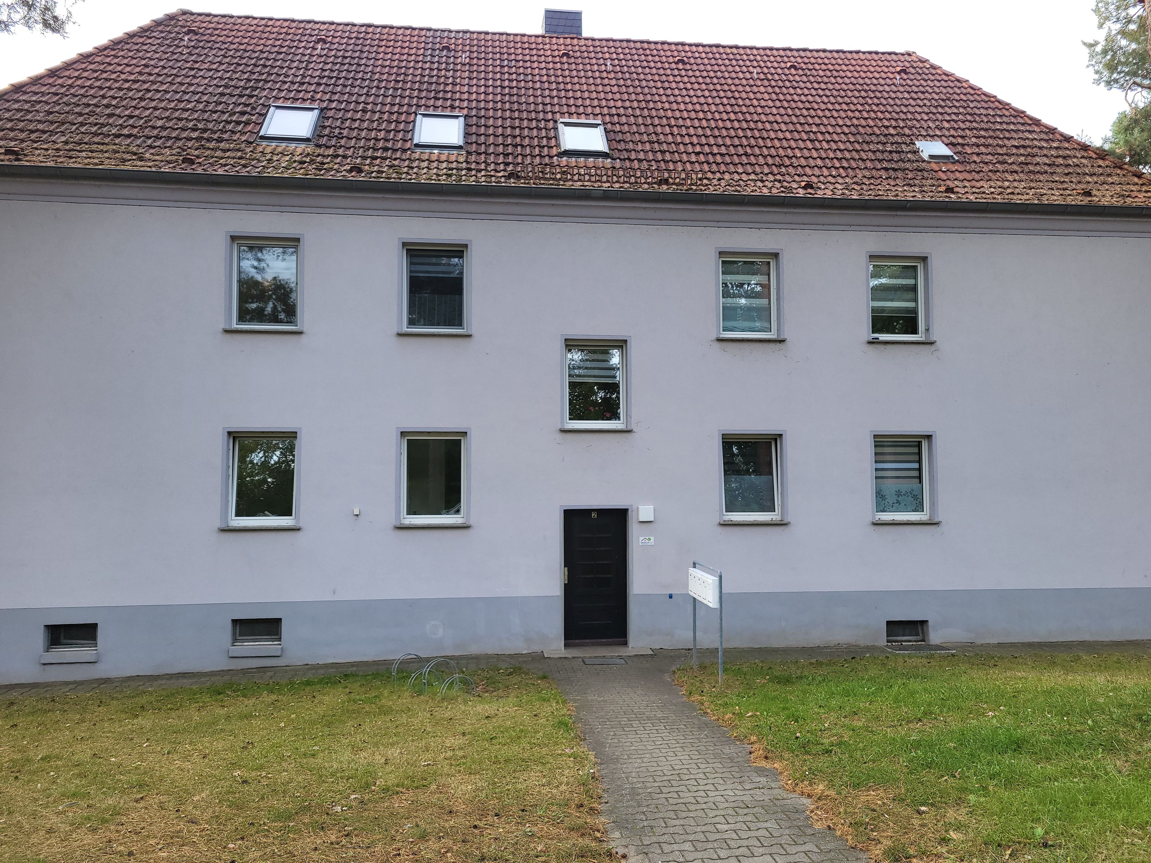 Wohnung zur Miete 430 € 3 Zimmer 70,4 m²<br/>Wohnfläche EG<br/>Geschoss 01.12.2024<br/>Verfügbarkeit Am Wäldchen 2 Rodleben Dessau-Roßlau 06861