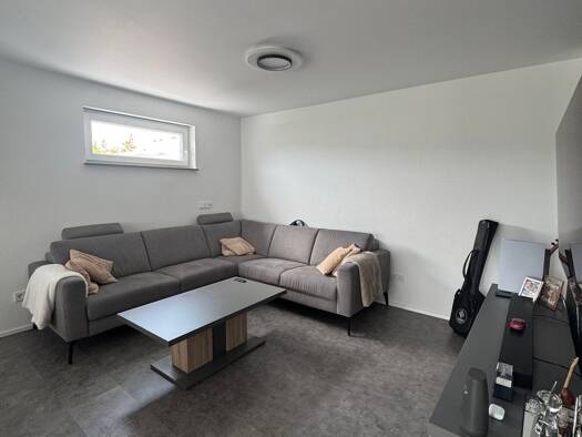 Wohnung zur Miete 1.200 € 3,5 Zimmer 87 m² Geschoss 3/4 frei ab 01.11.2025 Renningen 71272