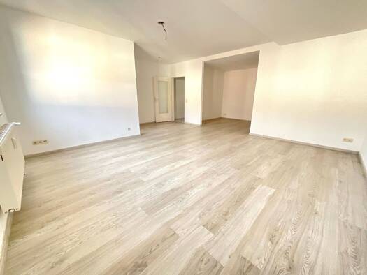 Wohnung zur Miete 349 € 2 Zimmer 50 m² 3. Geschoss frei ab 01.11.2026 Wehringhauser Straße 25 c Wehringhausen Hagen 58089