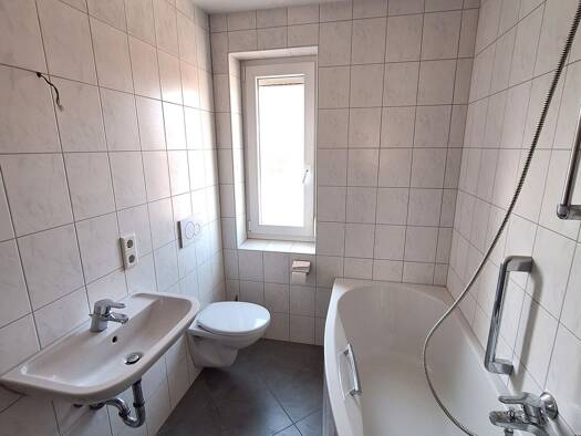 Wohnung zur Miete 570 € 4 Zimmer 76,1 m² EG frei ab 01.05.2026 Crailsheimstraße 9 Ansbach 91522