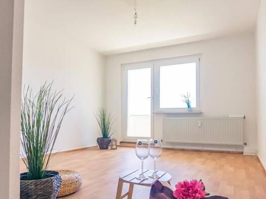 Wohnung zur Miete 285 € 3 Zimmer 54,7 m² 4. Geschoss Leipziger Straße 140 e Borna-Heinersdorf Chemnitz 09114