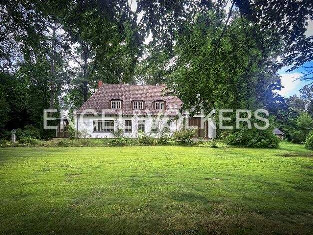 Villa zum Kauf 1.800.000 € 8 Zimmer 217 m² 12.841 m² Grundstück Mörse Wolfsburg 38442