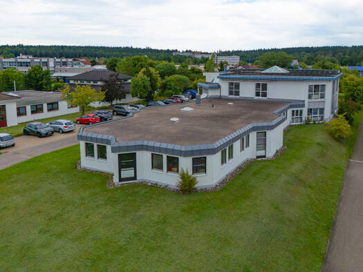 Produktionshalle zur Miete 2.317 € 331 m² Lagerfläche Villingen Villingen-Schwenningen 78052