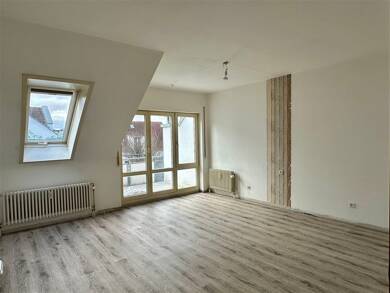 Wohnung zum Kauf 340.000 € 4 Zimmer 91,3 m² Dachgeschoss, 2. Geschoss Unterensingen 72669