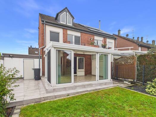 Doppelhaushälfte zum Kauf 539.000 € 4 Zimmer 130 m² 263 m² Grundstück Immigrath Langenfeld (Rheinland) 40764