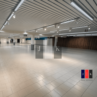 Lagerhalle zur Miete 9 € 1.200 m² Lagerfläche teilbar ab 600 m² Am Schloß Ahrensburg 22926