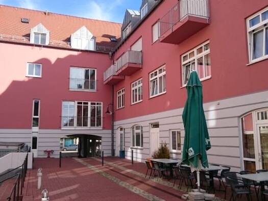 Büro zur Miete provisionsfrei 90,9 m² Bürofläche Marktstraße 2 Rottenburg Rottenburg a. d. Laaber 84056
