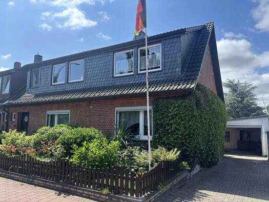 Doppelhaushälfte zum Kauf 175.000 € 8 Zimmer 178 m² 998 m² Grundstück Lüchow 29439