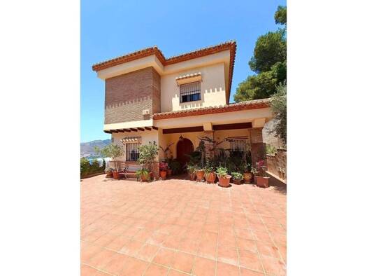 Chalet zum Kauf 845.000 € 5 Zimmer 350 m² Almuñécar 18690