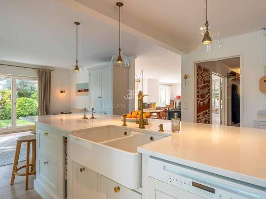 Einfamilienhaus zum Kauf 5.690.526 € 8 Zimmer 273 m² Founex 1297