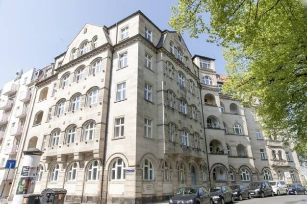 Wohnung zur Miete 890 € 2,5 Zimmer 58,6 m² frei ab 01.10.2025 Thomas-Müntzer-Platz 2 Elbwiesen Johannstadt Dresden 01307