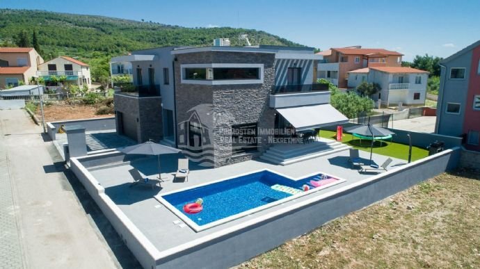 Villa zum Kauf 960.000 € 5 Zimmer 325 m²<br/>Wohnfläche 600 m²<br/>Grundstück Vodice 22211