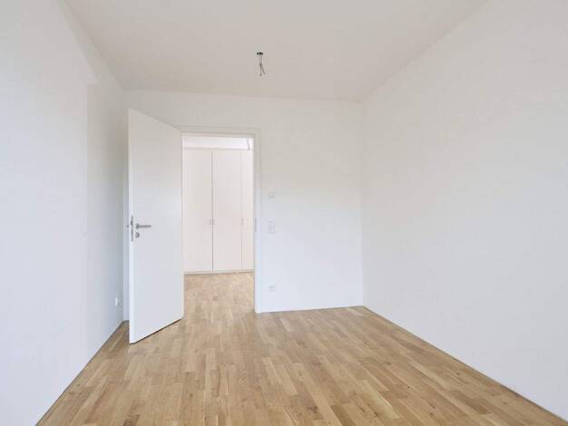 Wohnung zur Miete - Erstbezug 1.205 € 3 Zimmer 82,5 m² EG frei ab sofort Frauenbrünnl Straubing 94315