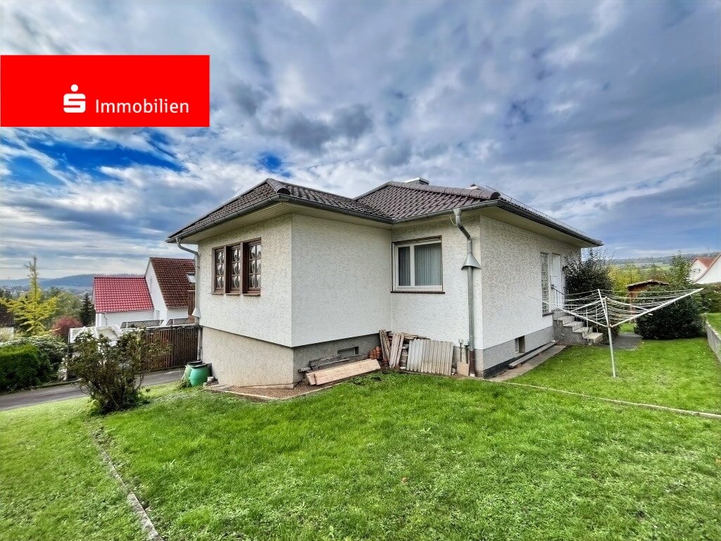 Einfamilienhaus zum Kauf 280.000 € 4 Zimmer 123,5 m²<br/>Wohnfläche 427 m²<br/>Grundstück ab sofort<br/>Verfügbarkeit Melsungen Melsungen 34212