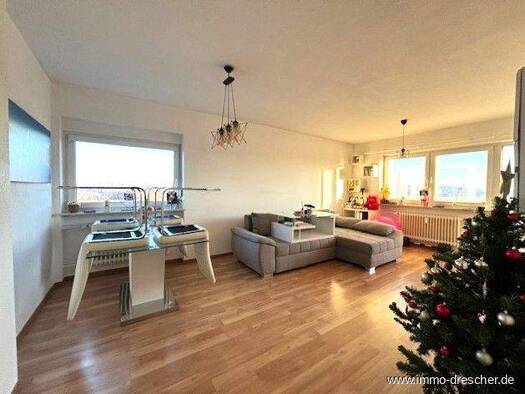 Wohnung zur Miete 600 € 2 Zimmer 67 m² 5. Geschoss frei ab 15.11.2025 Dudweiler Saarbrücken / Dudweiler 66125