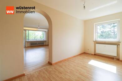 Wohnung zur Miete 812 € 4 Zimmer 140 m² Selb Selb 95100