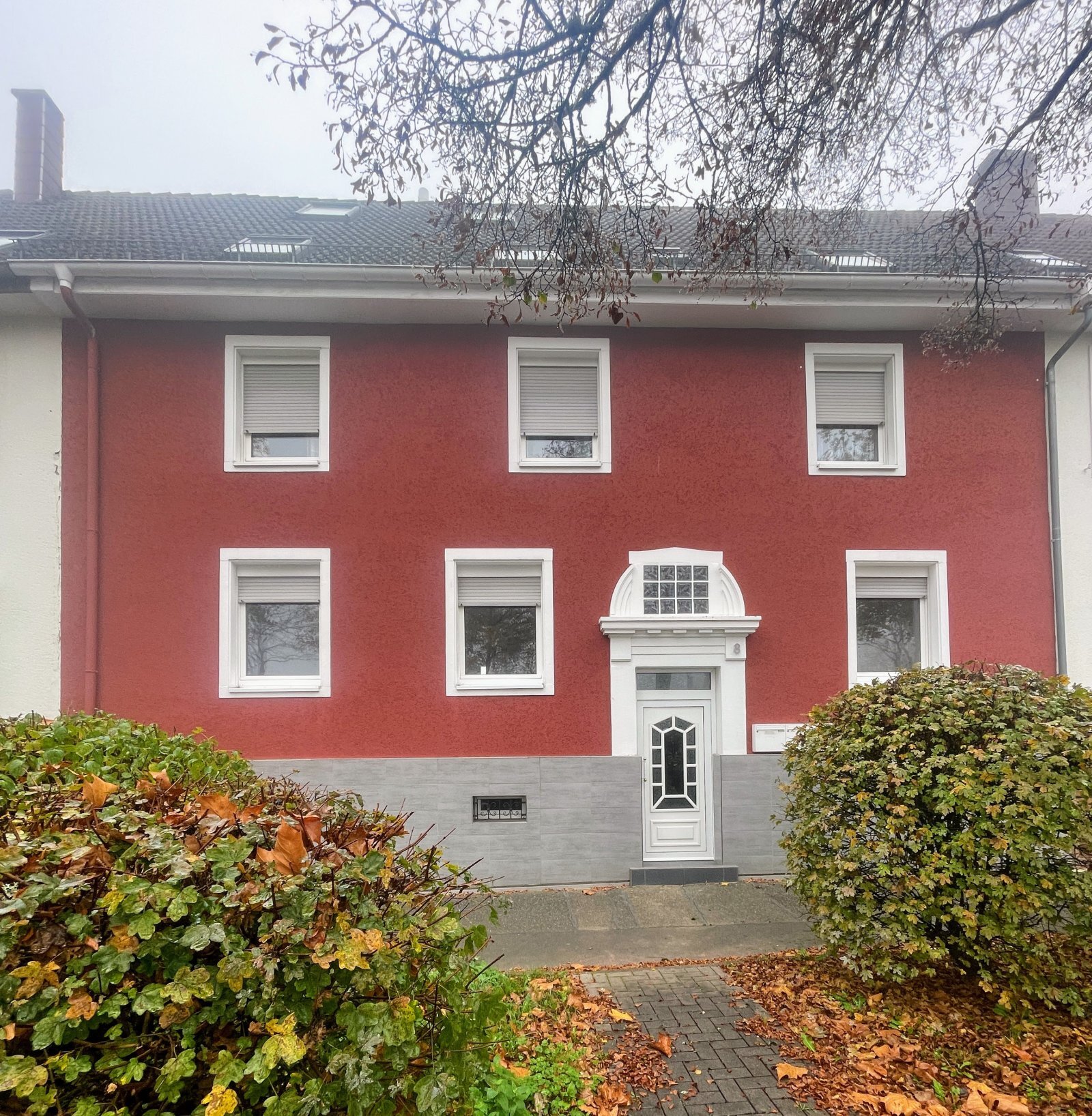 Mehrfamilienhaus zum Kauf 189.000 € 11 Zimmer 207 m²<br/>Wohnfläche 250 m²<br/>Grundstück Westl. Stadtgeb. - Weißhof-Erlenteich Pirmasens 66955