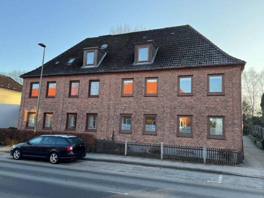 Wohnung zur Miete 700 € 3 Zimmer 68,3 m² 2. Geschoss frei ab sofort Schleswig 24837