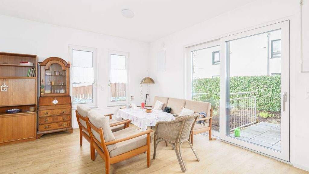 Studio zum Kauf 179.000 € 1 Zimmer 41,2 m² EG Fechenbach Collenberg 97903