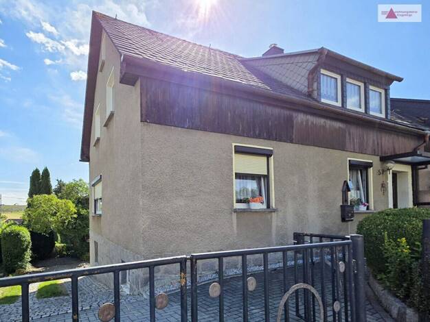 Doppelhaushälfte zum Kauf 130.000 € 6 Zimmer 120 m² 820 m² Grundstück Schneeberg Schneeberg 08289