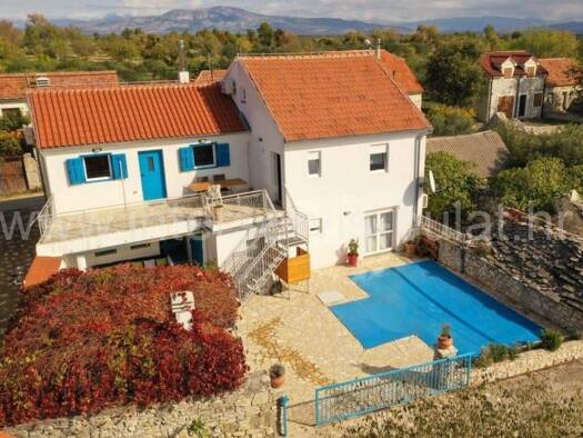 Haus zum Kauf 378.000 € 10 Zimmer 178 m² Skradin