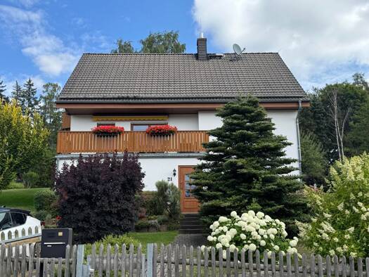 Einfamilienhaus zum Kauf 480.000 € 7 Zimmer 210,7 m² 1.553 m² Grundstück Kleinolbersdorf-Altenhain Kleinolbersdorf - Altenhain 09128
