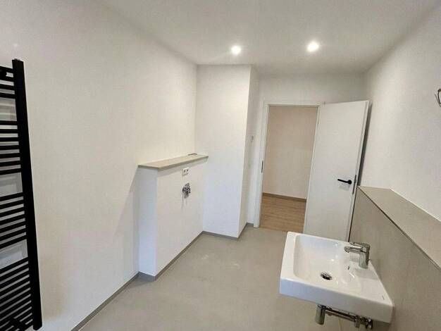 Wohnung zur Miete 570 € 3 Zimmer 84 m² 3. Geschoss Chemnitzer Straße 72 Meerane Meerane 08393
