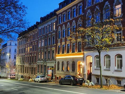 Wohnung zur Miete 950 € 3 Zimmer 97 m² Geschoss -2/4 frei ab sofort Martin-Luther-Straße 15 Stadtmitte Plauen 08525