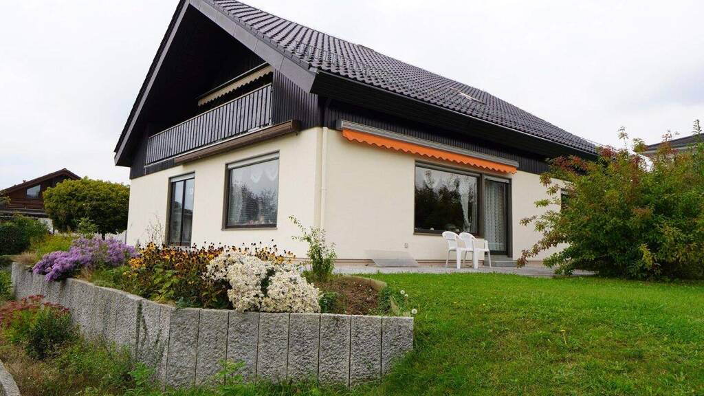 Mehrfamilienhaus zum Kauf 490.000 € 6 Zimmer 201,5 m² 938 m² Grundstück Oberhöfen Warthausen 88447