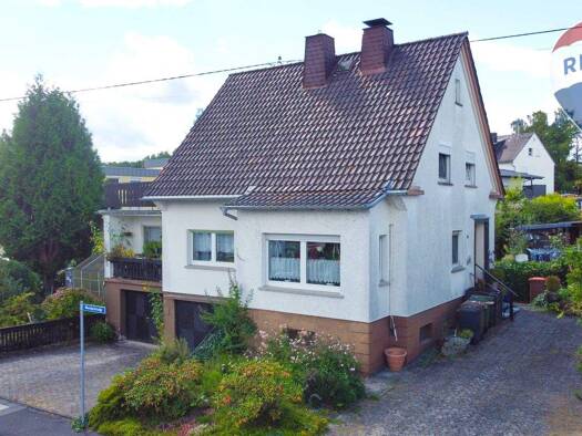 Einfamilienhaus zum Kauf 158.000 € 6 Zimmer 130 m² 813 m² Grundstück Westerburg 56457