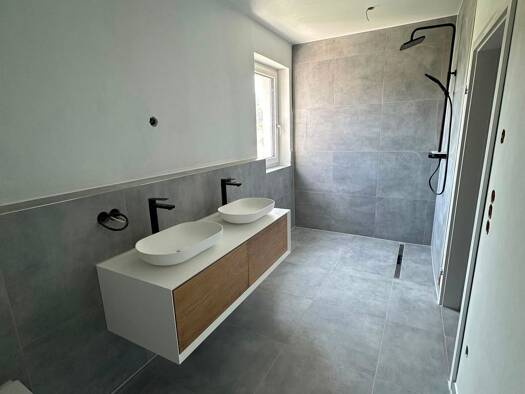Maisonette zur Miete 1.490 € 4 Zimmer 160 m² Geschoss 2/3 frei ab 01.11.2026 Weißenhorn Weißenhorn 89264