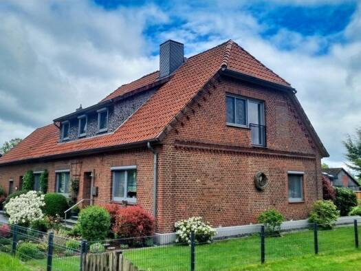 Mehrfamilienhaus zum Kauf 425.000 € 9 Zimmer 221,2 m² 2.649 m² Grundstück Wolterdingen Soltau 29614