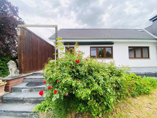 Doppelhaushälfte zum Kauf 340.000 € 2,5 Zimmer 69,3 m² 548,4 m² Grundstück Schützenstraße Ahrensburg 22926