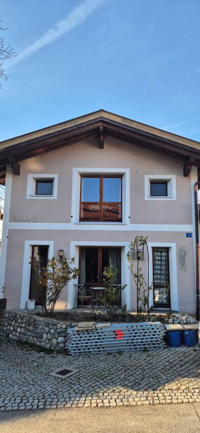 Einfamilienhaus zum Kauf provisionsfrei 9 Zimmer 370 m² 3.500 m² Grundstück Thalham Riedering 83083