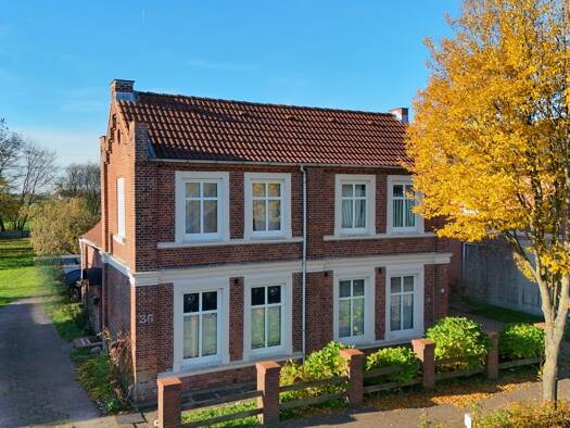 Einfamilienhaus zum Kauf 238.000 € 5 Zimmer 126,4 m² 1.172 m² Grundstück Eddelak 25715