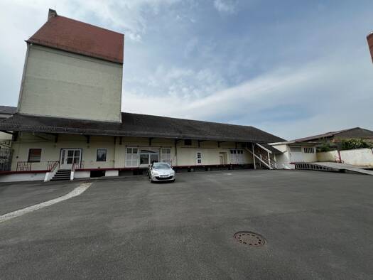 Haus zum Kauf 265.000 € 10 Zimmer Arnstadt 99310