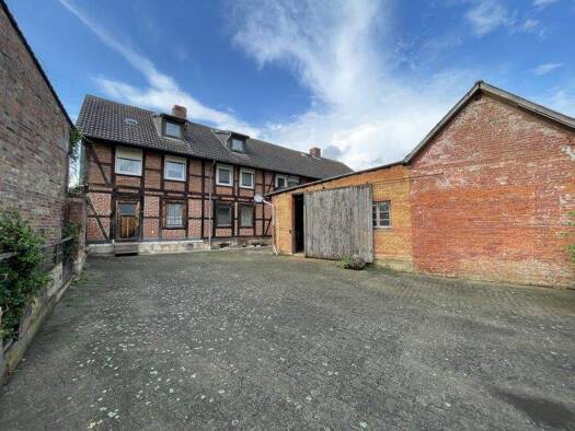 Haus zum Kauf 75.000 € 15 Zimmer 200 m² 2.822 m² Grundstück Süpplingenburg 38376